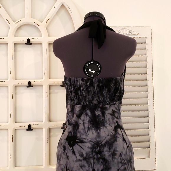 Bebe XS Black & Grey Embellished Tie-dye gown - Picture 4 of 9